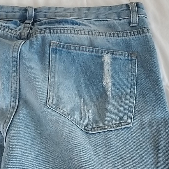 Denim Co Jeans.  Sz 10 Distressed style. - Picture 7 of 10